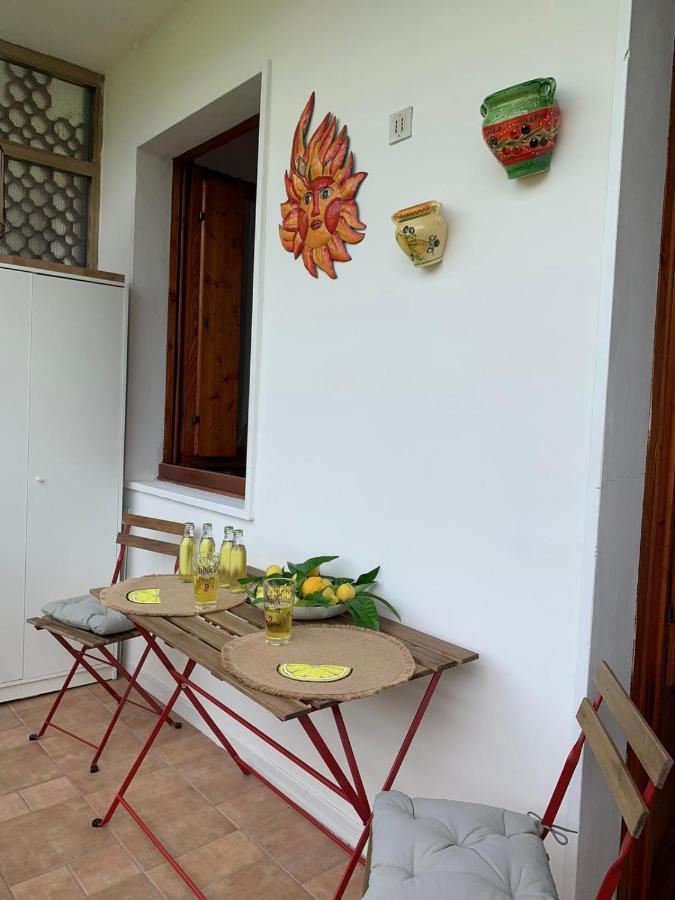Casa Biancoliva Apartment Toscolano Maderno Bagian luar foto